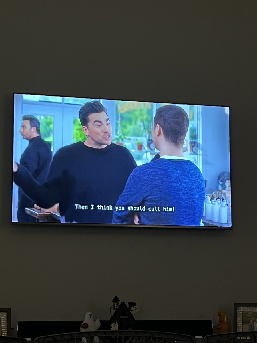 I’ve probably watched <a href="/SchittsCreek/">Schitt's Creek</a> at least twenty times through and this is the first time I noticed Antonio in Rose Apothecary 🤯 😂 <a href="/danjlevy/">Dan Levy</a>