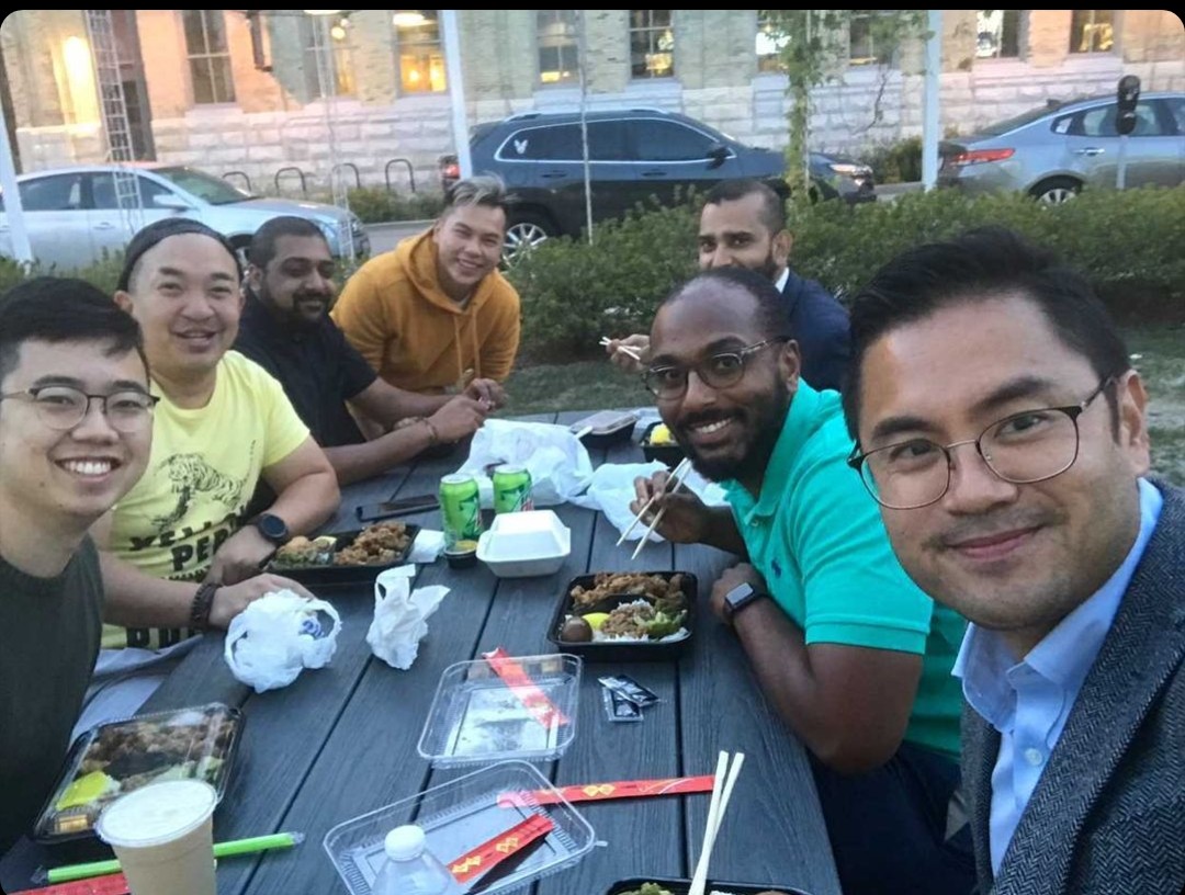 erikk292mke's tweet photo. #BreakingBread and catching up while supporting @bentoxpert. #mkebrotherhood #VisitMKE #LetsLiveWell #SupportAAPI #AAPIowned
@PatelESPN @JamesFanWu https://t.co/TF4ayTKU8Z