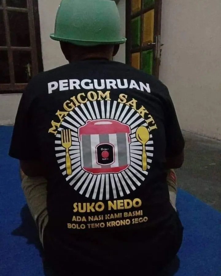 Rizkyy_AF's tweet photo. Wani mati Wedi ngelih :V #Temandatangkarenanasi #magicom @bima_loccoboy @arescience @MardhatillahF @shidqiRakhman @irfanjuniantoro @pandakharisma42 #Perguruanmagicom https://t.co/atVkJ9dhJI