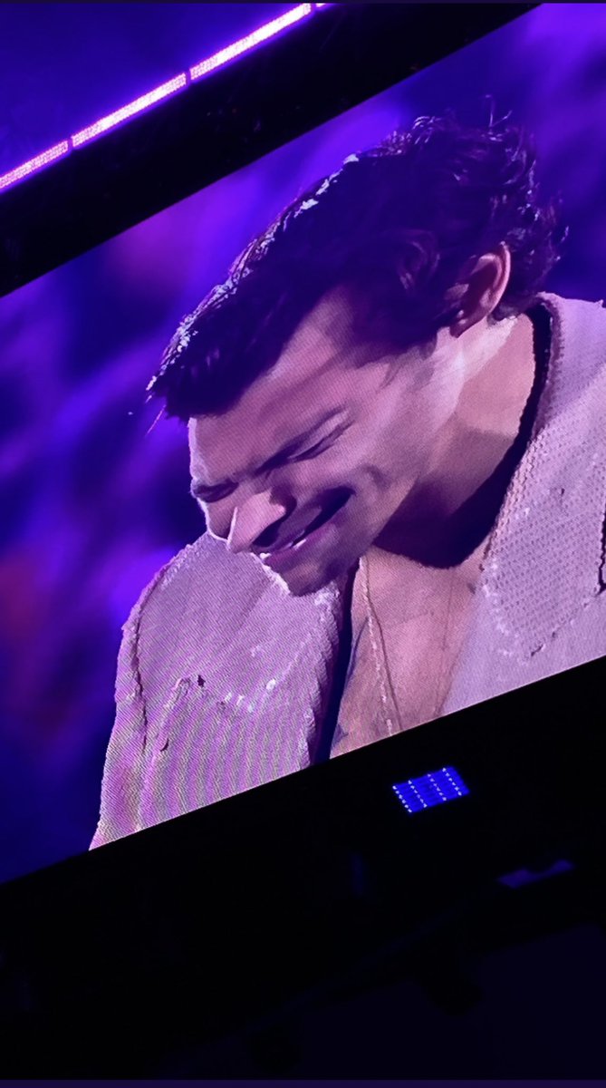 canyonmoonblu's tweet image. WHEN HE ANNOUNCED IT WAS A BABY GIRL HE FAKE CRIED I CANT