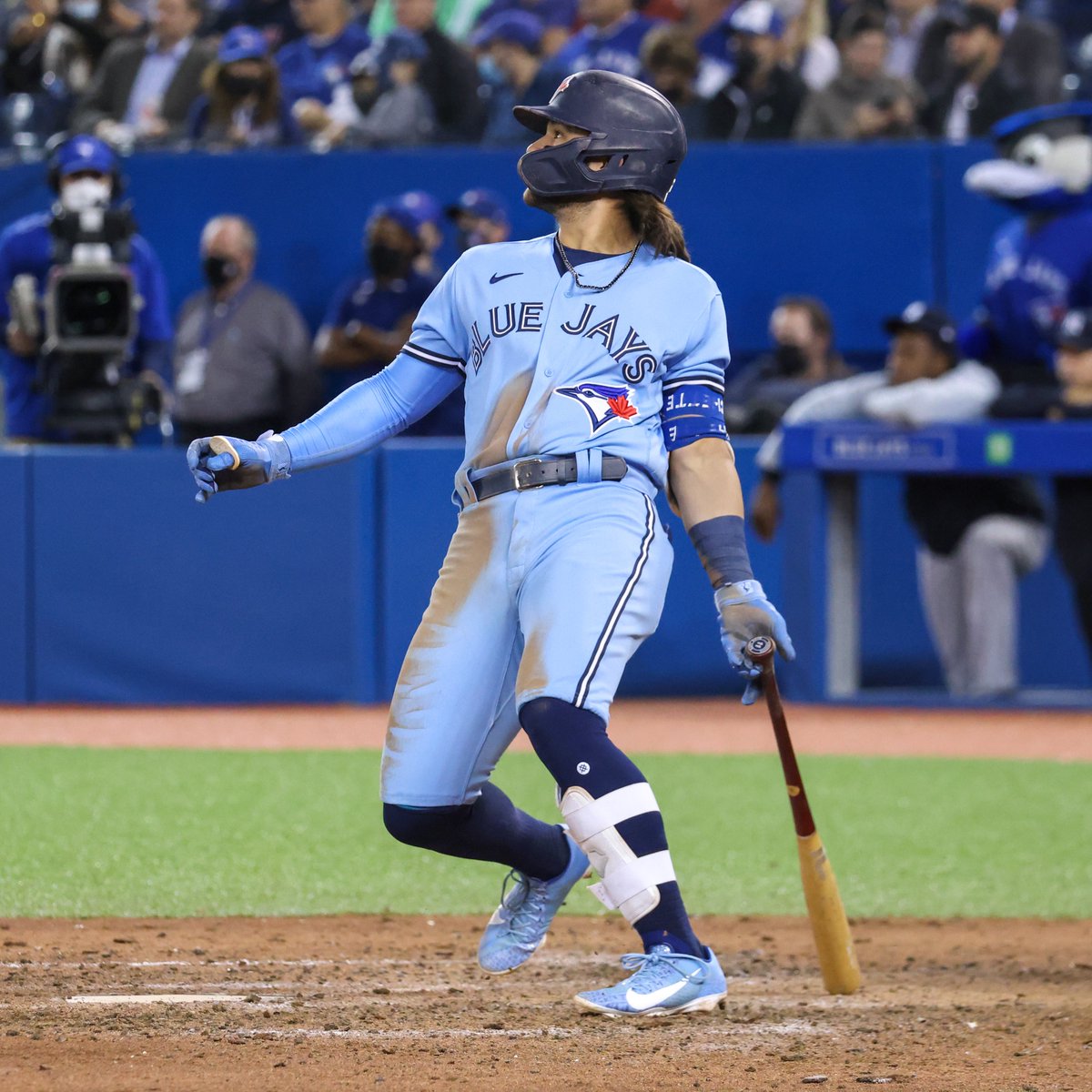 bo bichette powder blue jersey
