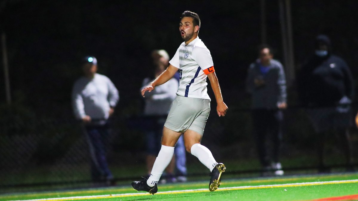 WC_Titans's tweet photo. Men’s Soccer: Iregui Lifts Titans Past Geneva in PAC Opener (Release): #titanpride

https://t.co/Pey8ZpN7dh https://t.co/cdCkdrRiqO