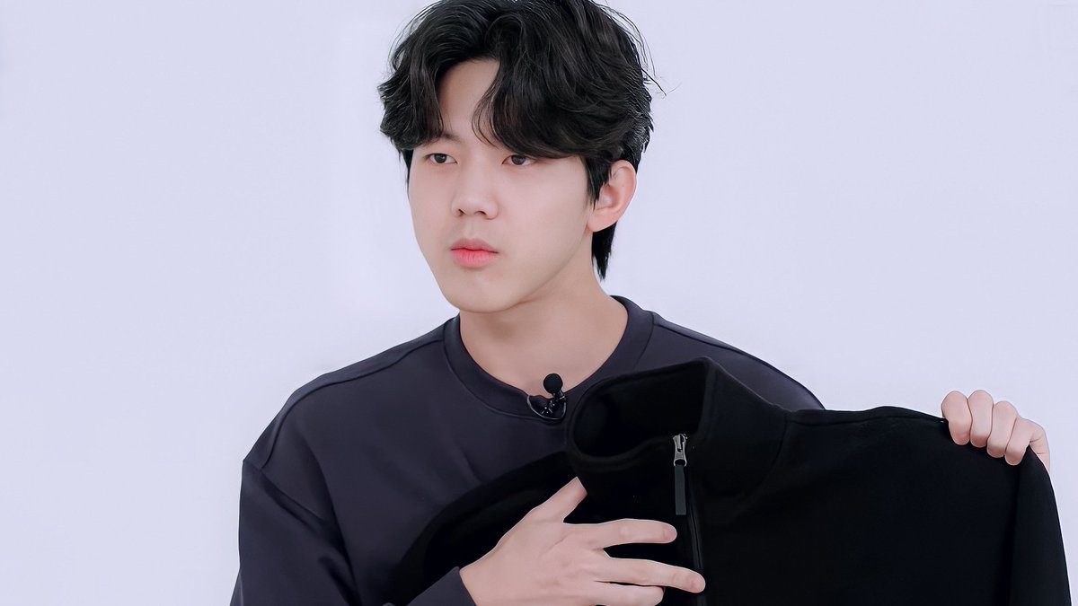 ydwzip's tweet photo. #dowoon #도운 https://t.co/0uAt1iEFbp