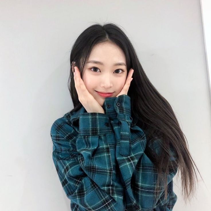 hyewonrtbot's tweet image. this is a rt bot dedicated to kang hyewon, zoa from weeekly and lee hyewon!