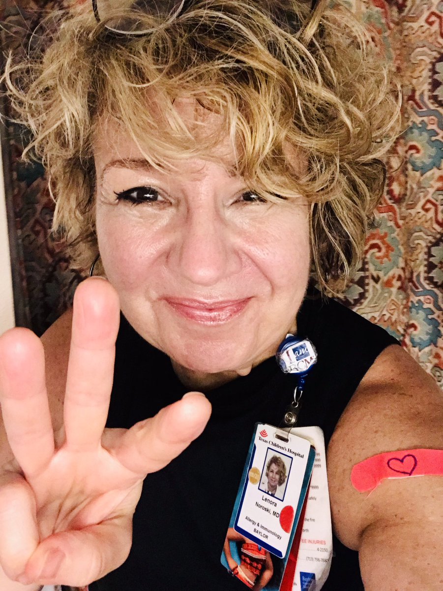 ImHumanTolerant's tweet image. SARS-Cov2 causes COVID/is fatal &amp;amp; ends human legacy💥|#COVID #vaccine is life-saving by training the immune system for survival in this pandemic &amp;amp; beyond❤️|The virus, vaccine &amp;amp; immune system function in the biology of how they work🙌🏽|Thk u @TexasChildrens