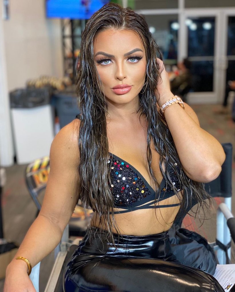 Mandy Rose Shares Hot Snaps From Her WWE NXT 2.0 ‘Lewk’ 1