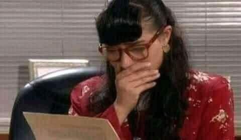 xCherryK's tweet photo. La maestra: escriban su autobiografío

La maestra leyendo la parte donde cuento la historia con “mi casi algo” con detalle, nombres, fechas, lágrimas en el papel y capturas de pantalla: https://t.co/H4UuCDMBkq