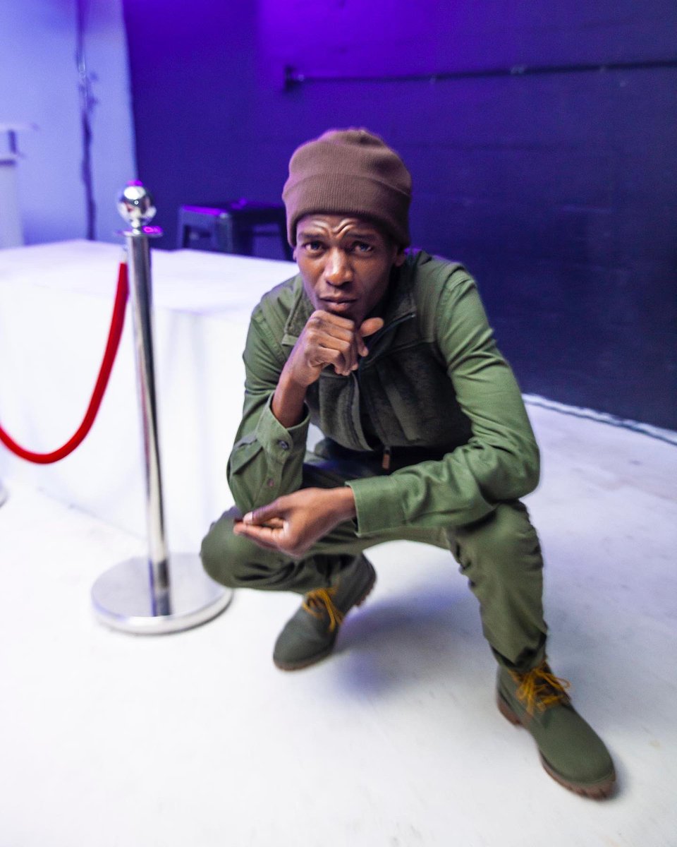 mirror_monk's tweet photo. I love pressure. I love pain. I love adversity and all that good shit you kno why? Cuz that’s when I really get to show what I’m made of #MM4E https://t.co/mlqM4suRDB
