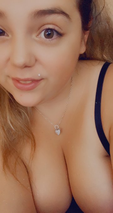 Heute oder sp&auml;testens Morgen kommt mein neues Video auf allen Portalen online und auf Bestfans kommt<a href="/tag/camgirl"class="tags"><span>#camgirl</span></a><a href="/tag/bestfans"class="tags"><span>#bestfans</span></a><a href="/tag/amateurpornos"class="tags"><span>#amateurpornos</span></a><a href="/tag/amateurgirl"class="tags"><span>#amateurgirl</span></a>