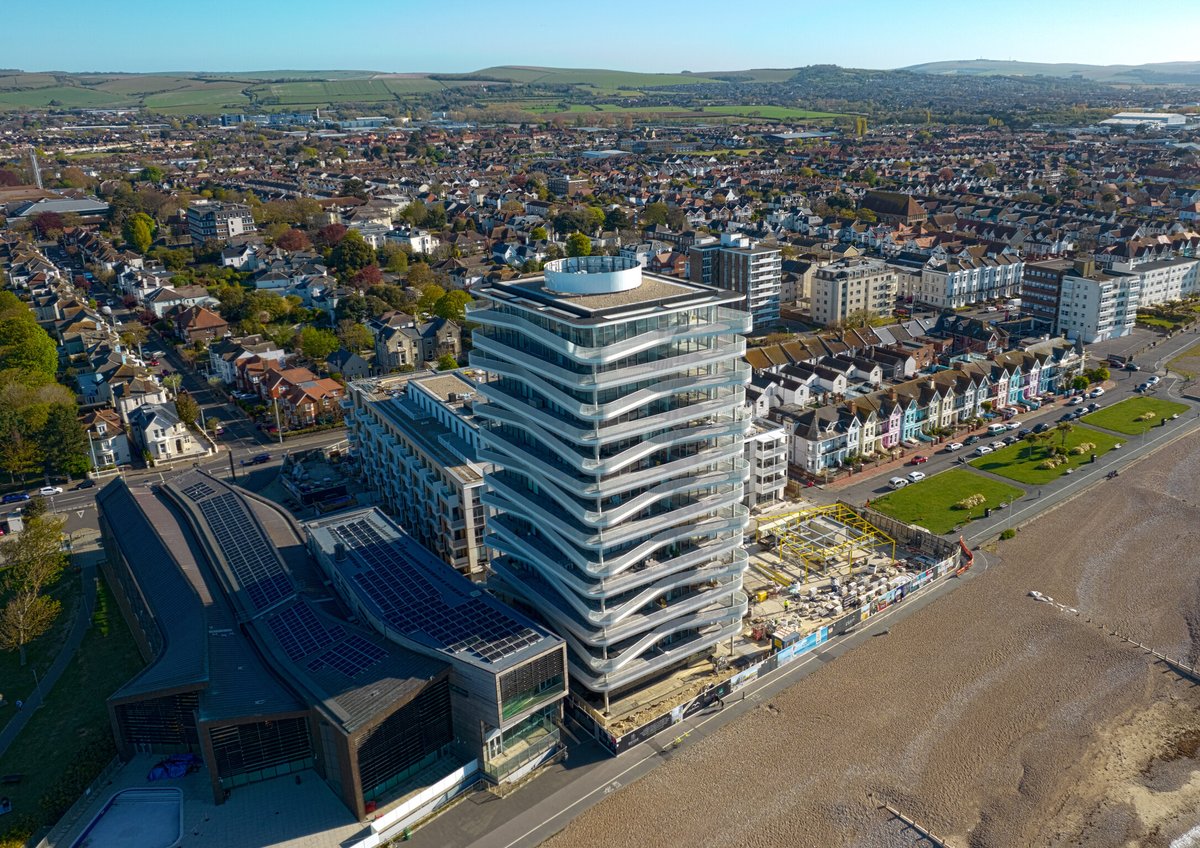 BaysideWorthing's tweet photo. How it started vs How it's going

#ThrowbackThursday https://t.co/D4NsTpcfto