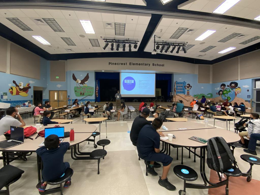 ¡Nuestro lanzamiento de Watch DOGS fue un éxito esta mañana! ¡Nuestros PERROS (papás de grandes estudiantes) están emocionados de liderar el camino! Nuestro próximo evento es el 28 de octubre. <a href="/watchdogs/">Ultra Laser</a> @ccpssuccess