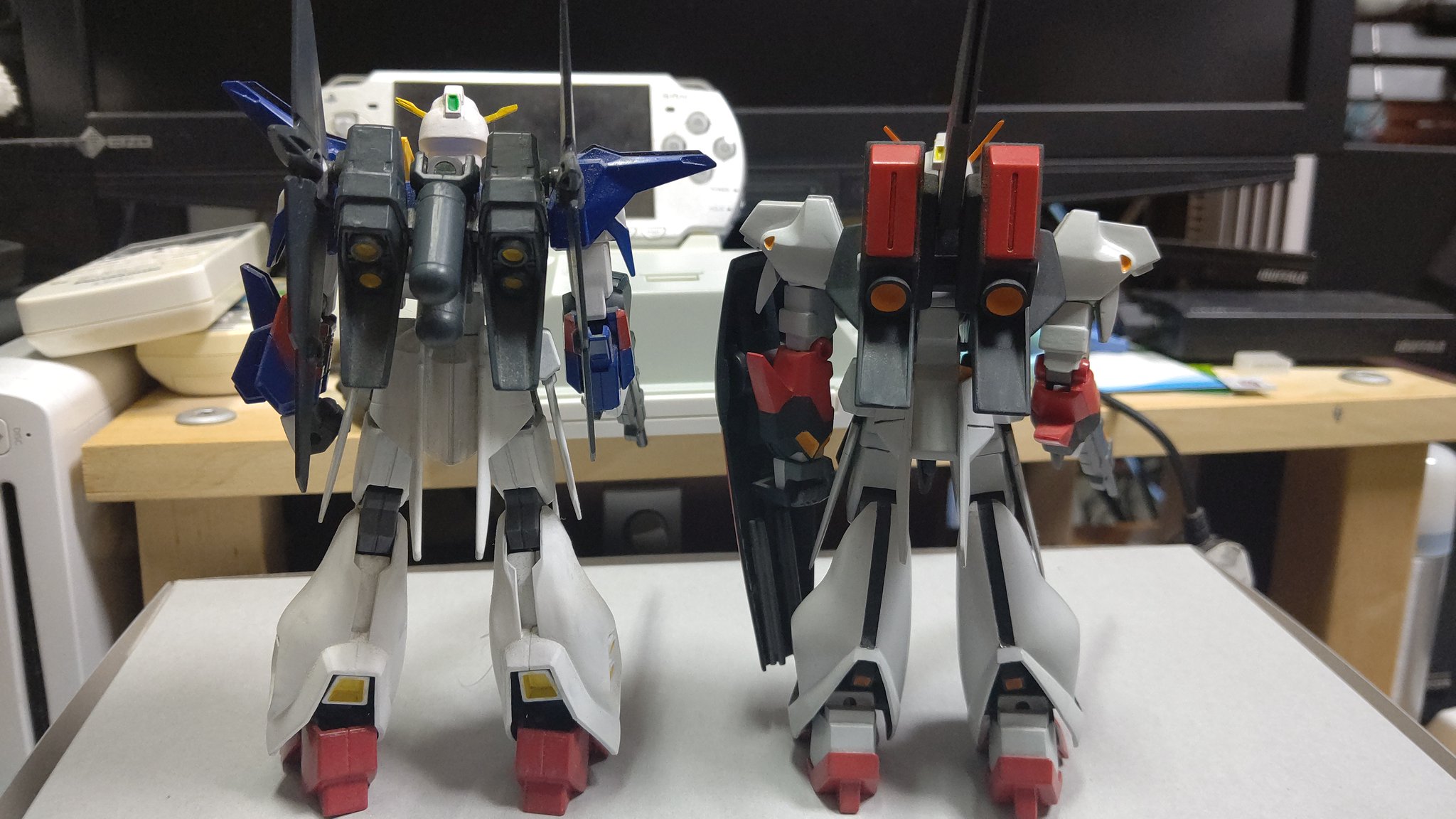 ダッドリー على تويتر ようやく時代がわたしに追いついてきたな ガンプラ Re 100 ガンダムリントヴルム が商品化決定 詳細は後日プレミアムバンダイにて公開 ガンダム ガンプラ T Co Oqzjp8amww ダッドリー على تويتر ようやく時代がわたしに追いついてきたな ガンプラ Re 100 ガンダムリントヴルム が商品化決定 詳細は後日プレミアムバンダイにて公開 ガンダム ガンプラ T Co Oqzjp8amww