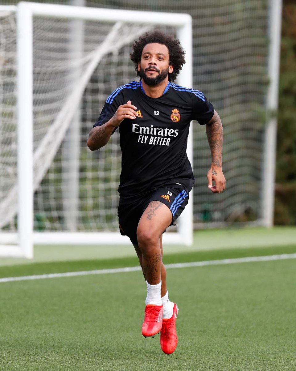 realmadrid's tweet photo. © @MarceloM12 🔥 https://t.co/yFf5K4rcGy