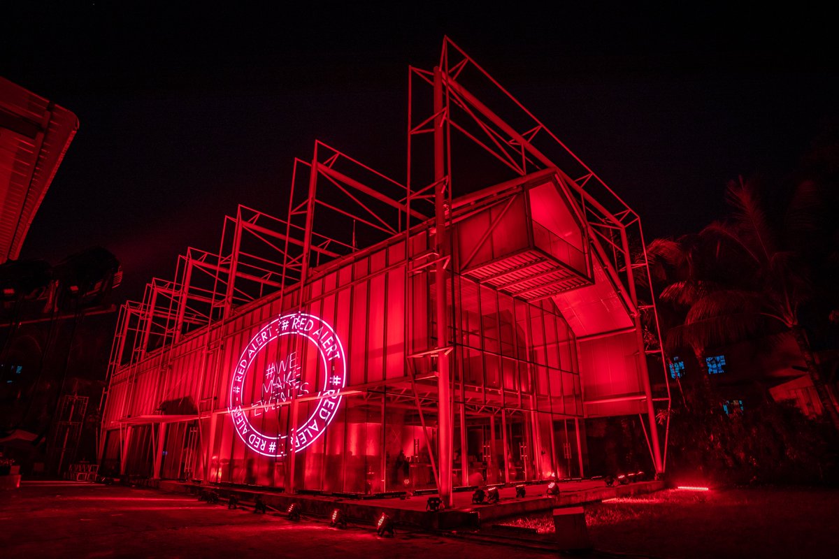 WeMakeEventsoff's tweet photo. And a few more!
#Bangladesh - Blues Communications by Protik Chowdhury
#Slovenia - Ljubljana Castle by unknown photographer
#SouthAfrica - Cape Town Stadium by Sky Pixels
#WeMakeEvents #LightSARed #WeMakeEventsBangladesh https://t.co/CyxvHf7zRg