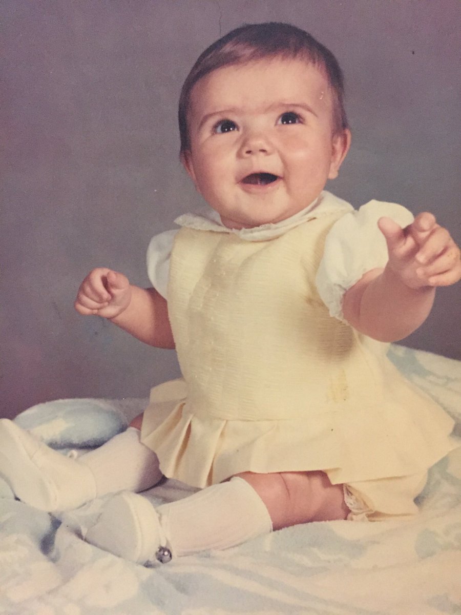 TeamSclater's tweet photo. Thanks, Mom and Dad! 💕💕💕 #MadeInFL 🧡🌊🌴 https://t.co/adPtfCe6p1