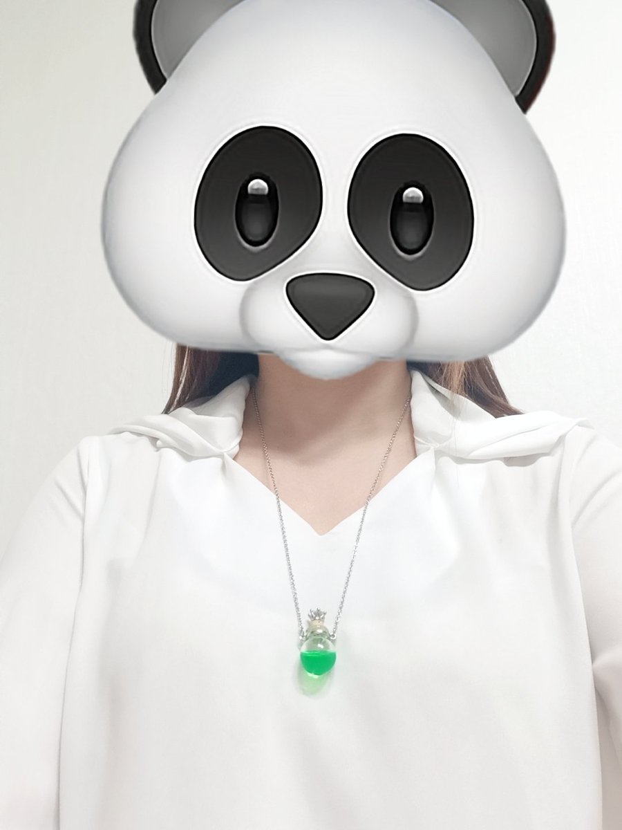 Dear_may_'s tweet photo. <착용샷>
수줍은(?) 팬더는 무시해주시고 길이감만 참고해 주세요♡
각각 경험의 파편(소)&amp;경험의 파편(중)입니다. https://t.co/G86Q5vGU44
