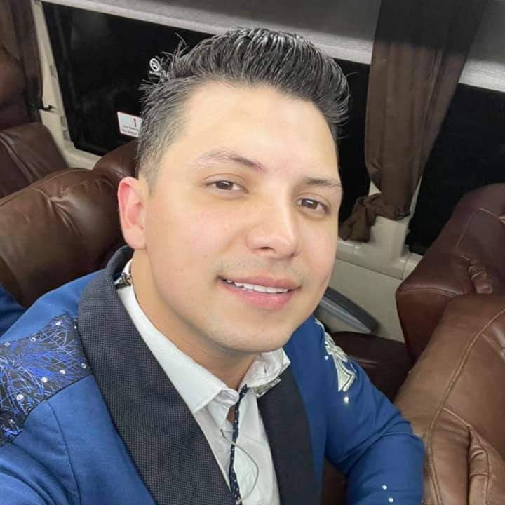 lupiss37's tweet photo. #NuevaFotoDePerfil https://t.co/DqiSxdupTB