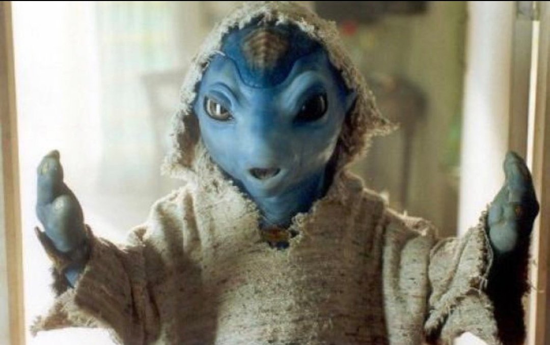 BTSpavedthewayh's tweet photo. Me dressed up as Jadoo so i can flirt with Hoseok https://t.co/iFrSjadFkz