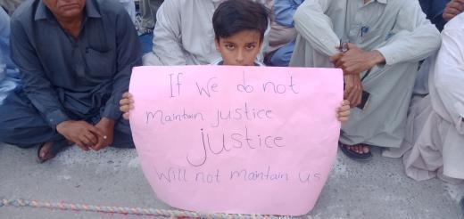 Byc_Gwadar's tweet photo. Any kind of oppression and exploitation will not be tolerated in #Balochistan. Today thousands of people have come out in #Gwadar to demand their rights. The government should listen to the concerns of the people of Gwadar and Balochistan. #ReleaseBalochMissingPersons https://t.co/W1Yz80N37u