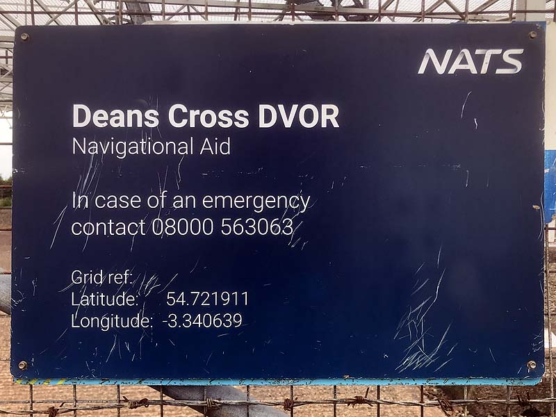 VorTour's tweet photo. Dean Cross DVOR (now only a DME) #DME #DCS #DeanCross #UKATC #NAVAIDS #NATS #VORTOUR https://t.co/8lHGpkUDB8