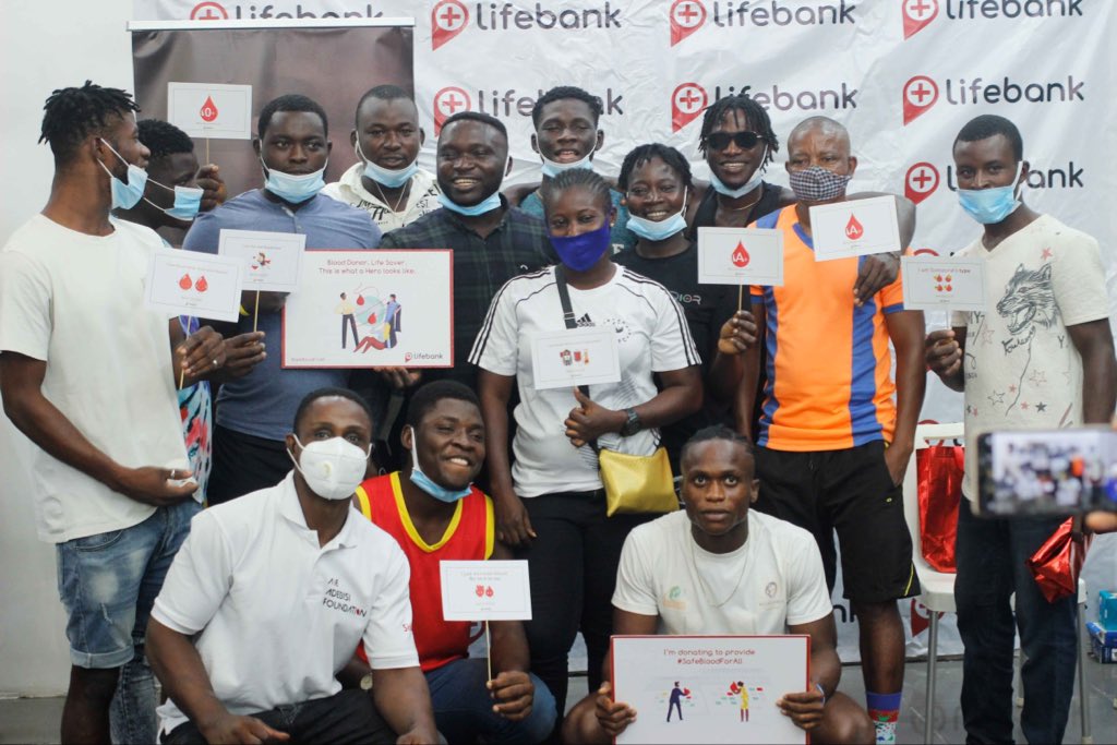 onedonorapp's tweet photo. It takes the whole village to create the change we need. Blood donation is a great way to create change!

Save a live today book your appointment now! https://t.co/KwdnRi7BcP