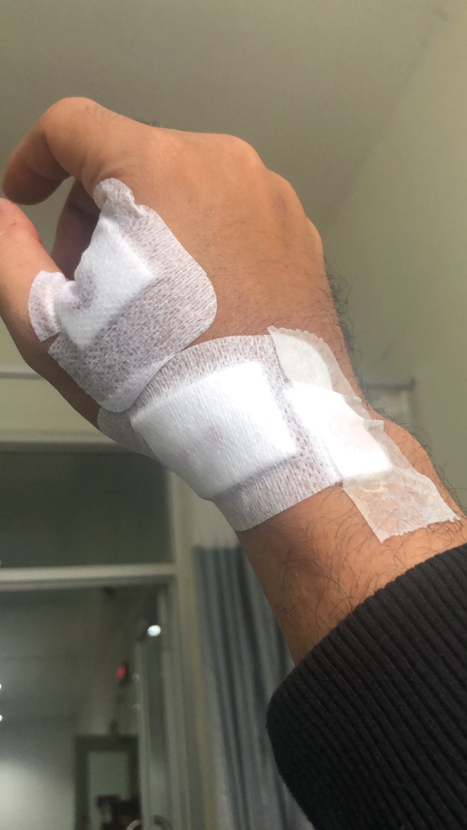 9andy's tweet photo. Ga ada guna nya juga yekan ada org yg tiap hari tinggal bareng ,pas lg bgini sndiri" juga gue ,ckckck hidayah ya allah.. https://t.co/chlefBrsy7