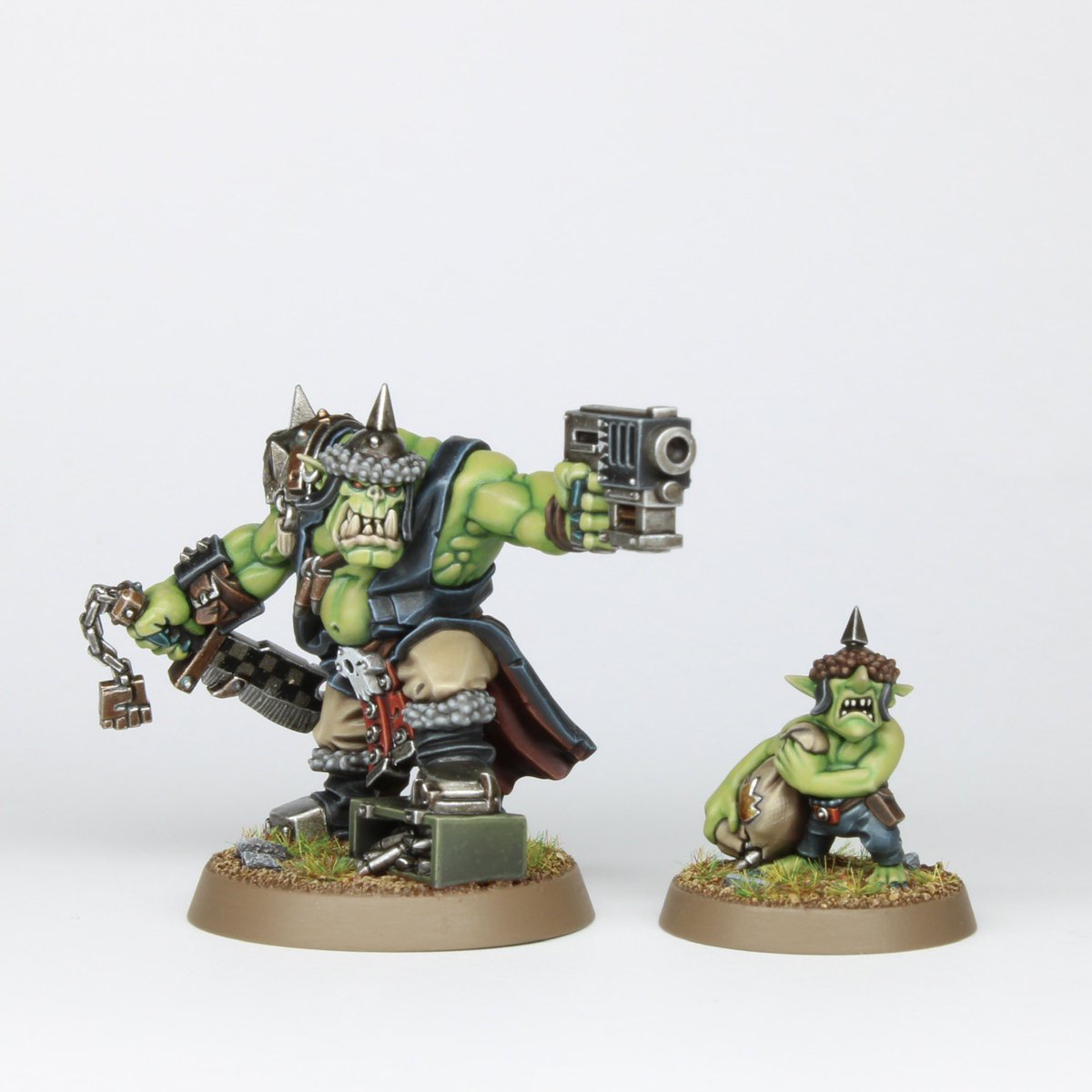 fullofpaint2's tweet photo. I painted these two awesome models back along. Such a fun project! 😁 #eavymetal #orks https://t.co/hrOzLwap51