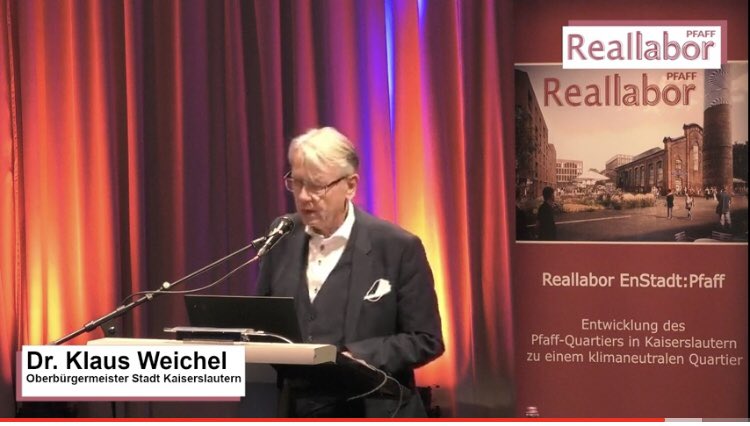 Das Fachsymposium wird vom Oberbürgermeister Dr.Klaus Weichel eröffnet