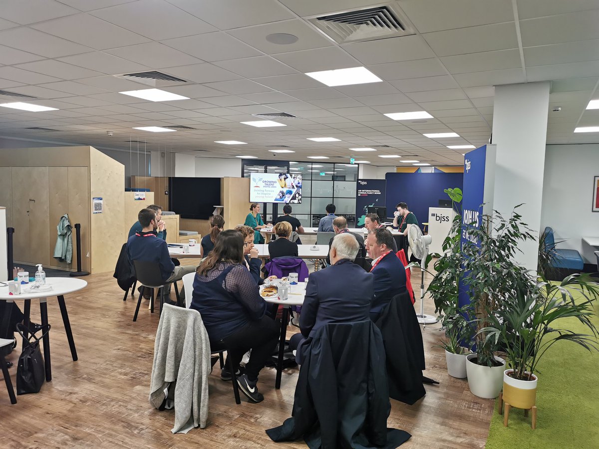 This morning we're very excited to be at @BJSSLtd for the launch of the Leeds #growingtalentdigital programme.

We will be working with businesses from across the city to showcase the career opportunities available to young people after school.
#LeedsDigi21