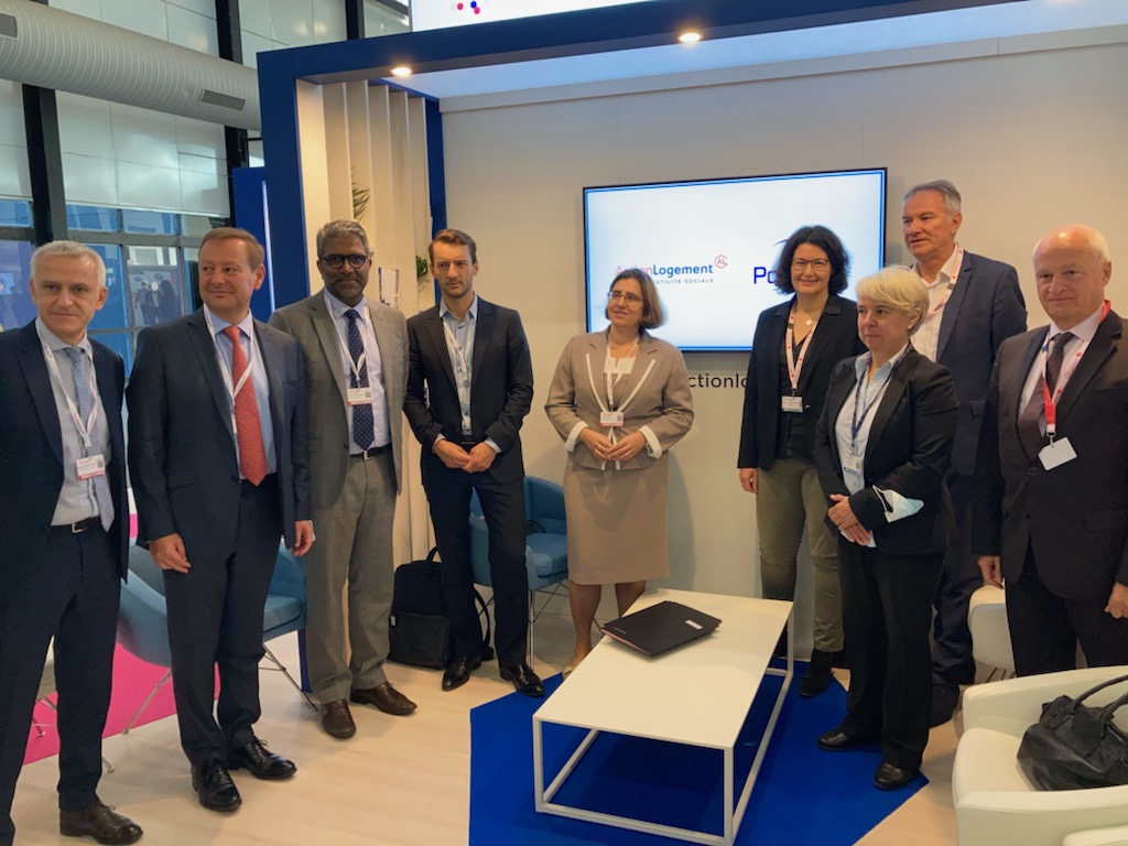 ActionLogement's tweet photo. [#CongrèsHLM] 📍#SurleStandAL I ✍️ Signature d'un partenariat renouvelé avec le groupe Groupe @polylogis https://t.co/BaaCwcdbbK