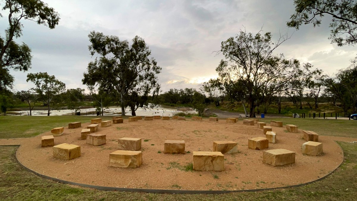 CountryNgemba's tweet photo. @JenIngall @GJLysaght @BreakfastNews Stop for Yarn at Brewarrina Fish Traps Yarning Circle. @CountryNgemba https://t.co/ecijGJH3jE