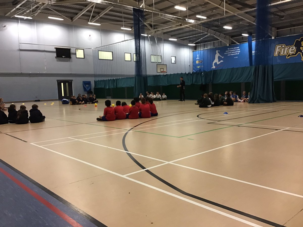 Children loved playing dodgeball, using the school sports values honesty and determination. What a lovely afternoon. <a href="/MosspitsYear4/">Mosspits Year 4</a> <a href="/MosspitsYear3/">Mosspits Year 3</a> @mosspitslane <a href="/Liverpool_SSP/">LSSP</a> <a href="/YourSchoolGames/">School Games</a>