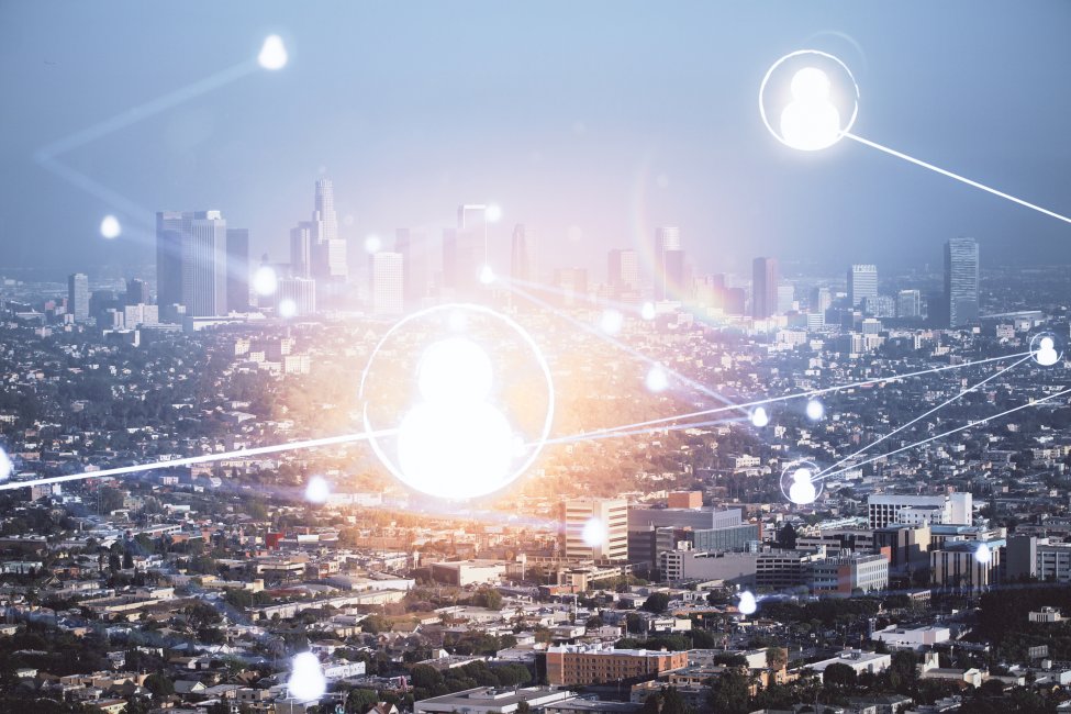 TechTimeTexas's tweet image. With adversity comes opportunity! The banking industry is reinventing itself in the face of #COVID-related disruption. @IntBanker on how it's using #DigitalTransformation to improve #CX and #BusinessResiliency. oal.lu/WKDQJ