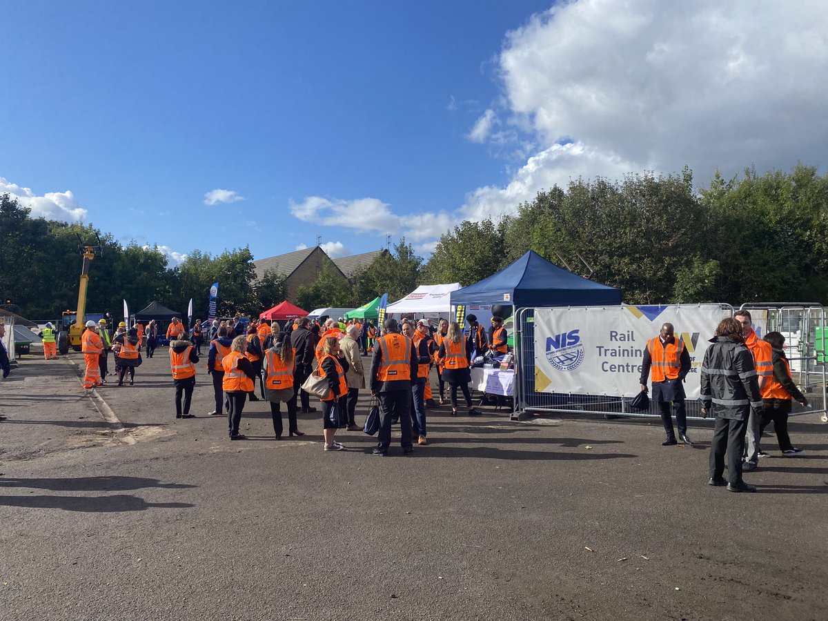 AstleyLand's tweet photo. Pleased to support our Client @wolvcoll yesterday at the launch event for the Rail Training Centre at the Wellington Road campus. A great facility for upskilling the rail workforce #construction #education #design #BIM https://t.co/MxFUGGIisl