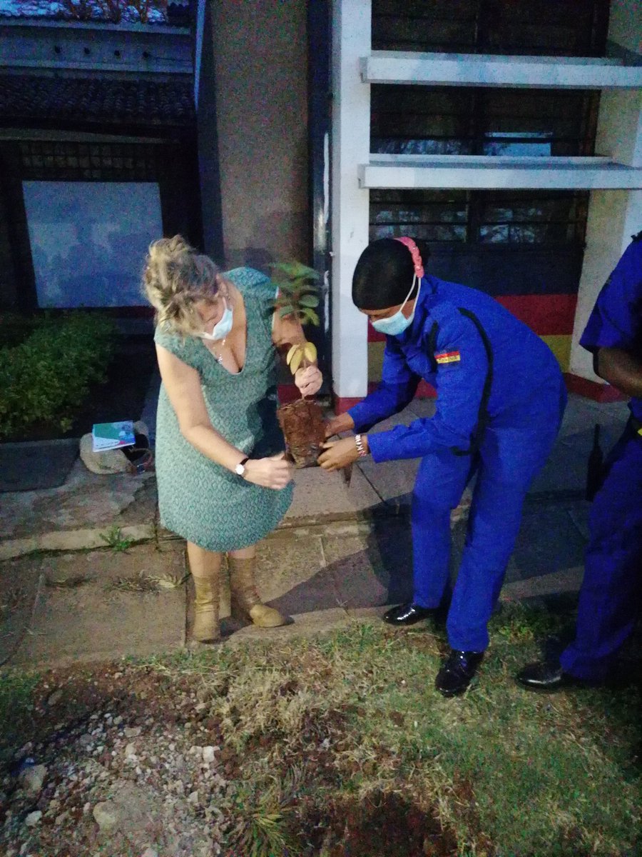SOWEDKe's tweet photo. Glad to have hosted the joint visit by @EUinKenya &amp; @theGCERF at Buruburu police station. The delegation interacted with #SYLOs from three pilot stations &amp; officials from @NPSOfficial_KE @ngaosKE under the @InteriorKE. Hoping to scale up the program to 11 police stations. https://t.co/2cf7qk4V7R