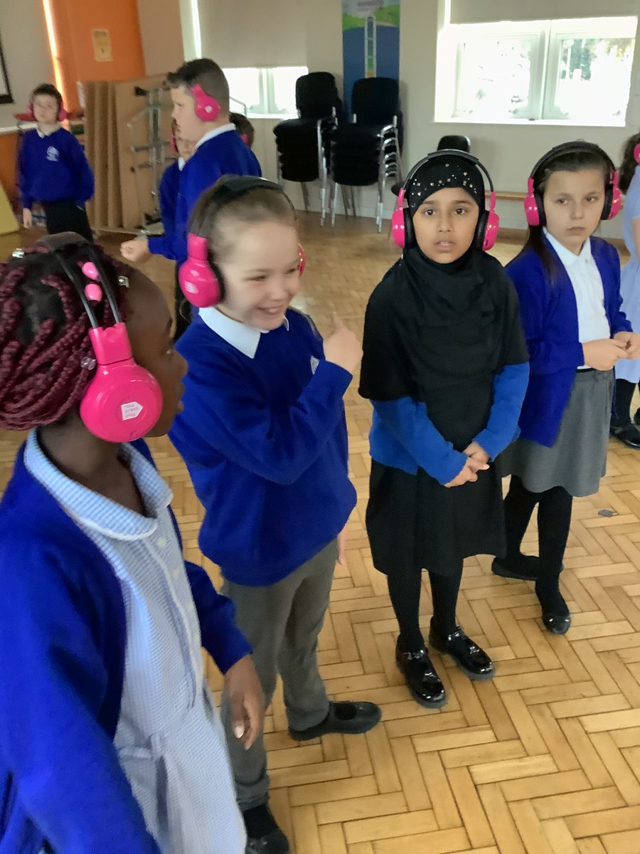 Ashwoodspencer4's tweet photo. This morning, we are learning about being a soldier using
@nowpressplay for our Experience Lesson to help with our diary writing in English
@janeconsidine
@satrust_
#ExpressiveCommunicators https://t.co/CWxhPl0j3a