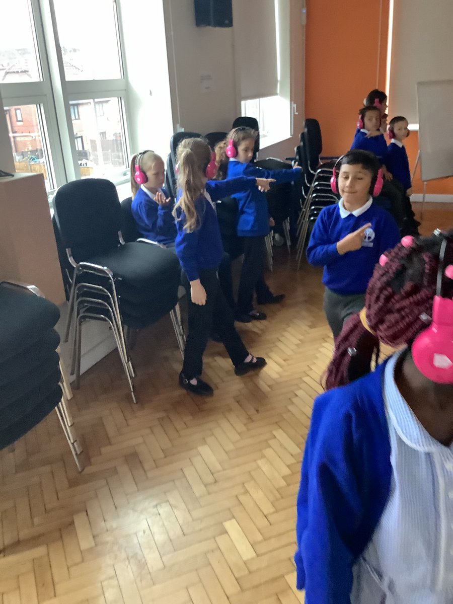 Ashwoodspencer4's tweet photo. This morning, we are learning about being a soldier using
@nowpressplay for our Experience Lesson to help with our diary writing in English
@janeconsidine
@satrust_
#ExpressiveCommunicators https://t.co/CWxhPl0j3a