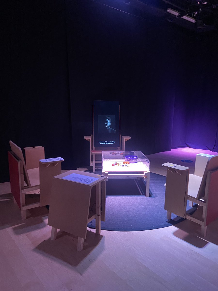 CYProjectLDN's tweet photo. Today is the last day of this fantastic exhibition created by young people from CYP in partnership with @ExploreWellcome @BlanguageONL @LottoGoodCauses #CYPopportunities4youngpeople #byyoungpeople4youngpeople https://t.co/47TRdDMXHv