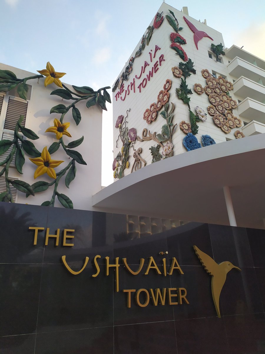 mkdirecto's tweet photo. Vuelven los viajes y los eventos presenciales de la mejor manera 👆

Durante dos días, @TikTok_ES nos ha descubierto en @ushuaiaibiza y en lugares secretos de Ibiza 🏞️ las oportunidades que brinda la plataforma a las marcas del sector turístico 🌾

🎥 ¡Próximamente en vídeo! https://t.co/Qc8QFQyXP0