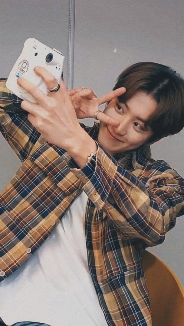 Fan2Kcj's tweet photo. 📌363 days
til chanyeol is home♡

#엑소  #찬열  #찬열버블 https://t.co/jGDph1niMa
