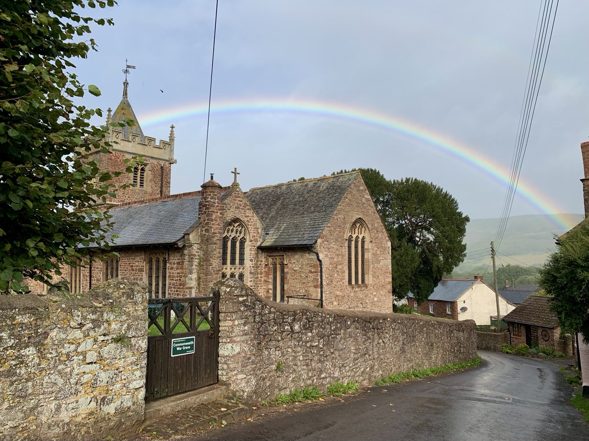 ⁦@Timberscombe_V⁩
Snapped on an I-Phone this morning - rainbow over St Petrocks  Church, Timberscombe, Somerset