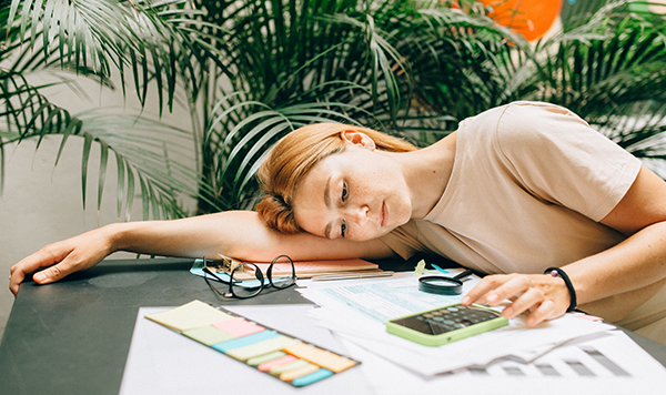 One in five worry about their finances at least once a day.

Do you know how this might affect the #wellbeing and productivity of your #employees?

Find out more here...

lnkd.in/dAbUNy2u

#financialwellbeing #employeebenefits