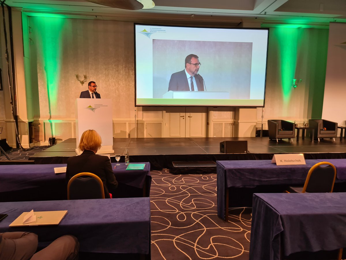 Der 20. Europäische Gesundheitskongress München ist eröffnet! „Wenn nicht jetzt, wann dann?“, sagte Klaus Holetschek, bayerischer Staatsminister für Gesundheit und Pflege, in seiner Eröffnungsrede. Jetzt sei die Zeit, mutig zu sein und in großen Dimensionen zu denken. 
#EGKM21