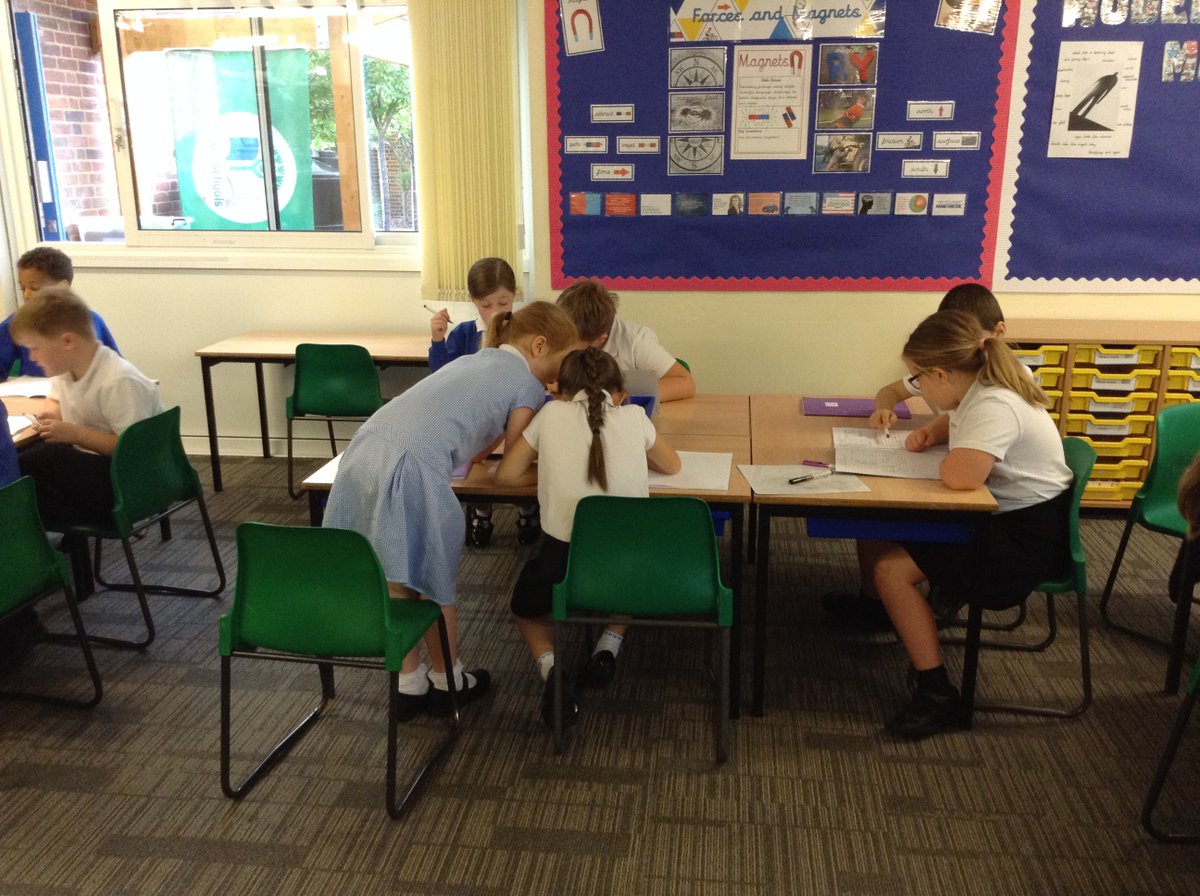 NewburghPrimary's tweet photo. ✏️ Year 3 have been learning how to work with a partner to edit their writing. They worked together to see if they could add in punctuation, correct spellings and improve vocabulary!✏️
#Year3 #Newburghliteracy #Edutwitter #peermarking https://t.co/q8y0M6scBM