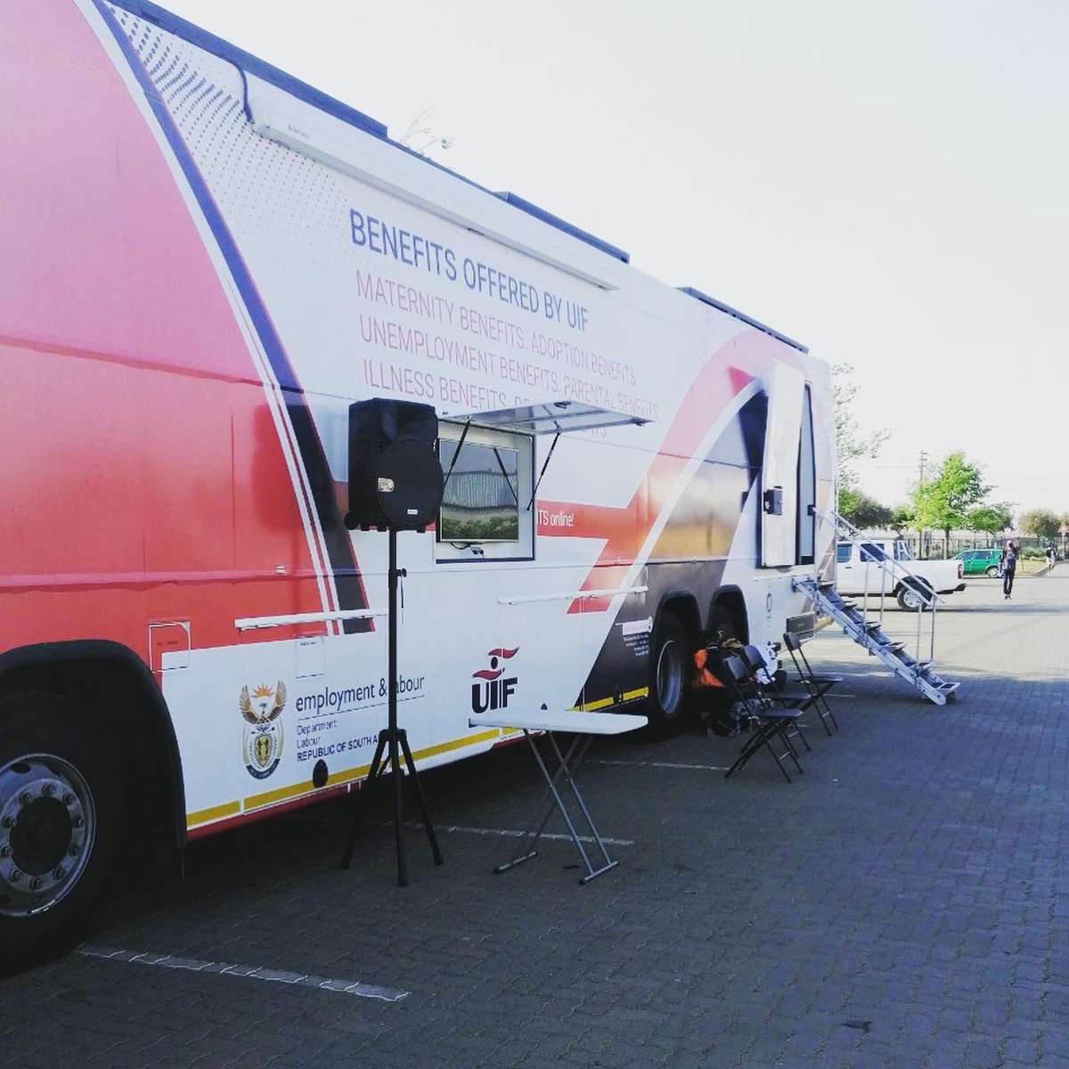 afrimobilityza's tweet photo. Minister T.W Nxesi visiting the Vaal Labour Centre in Eaton Mall to observe the services offered by the @UIFBenefits @deptoflabour Mobile Bus.

#uifbus #accessibility #mobileservice #convenience #mobileoffice #amsuif https://t.co/CAdTJMfkLJ