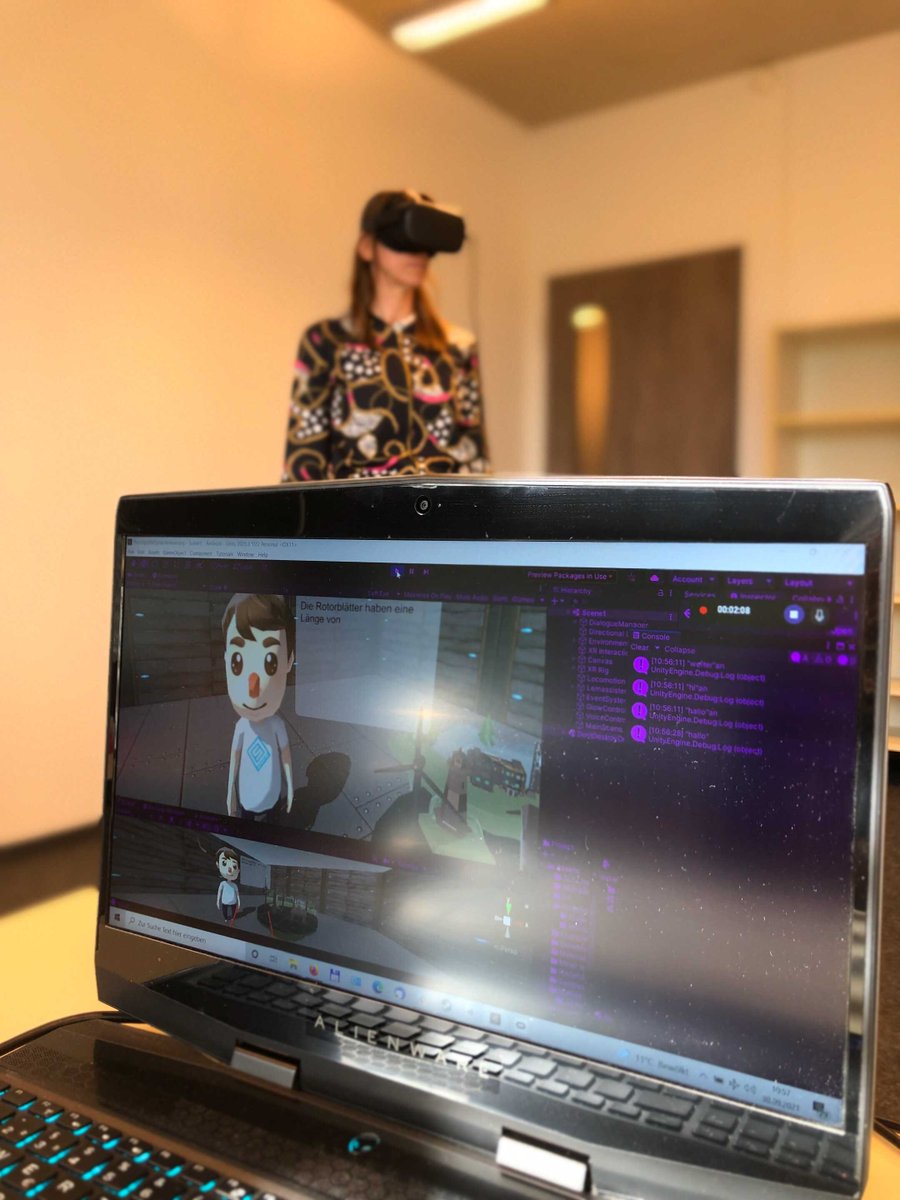 Wir testen heute an der <a href="/TUBerlin/">TU Berlin</a>  die Möglichkeiten und Grenzen der #Sprachassistenz in #VR Lernumgebungen - Polina hat dafür im Rahmen ihrer Bachelorarbeit eine kleine Sequenz von MARLA nachgebaut und um dieses Feature erweitert. Spannend, was funktioniert und was noch nicht.