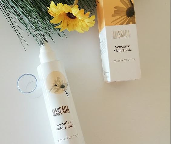 The M-List ♥  SENSITIVE SKIN TONIC DE MASSADA | REVIEW dlvr.it/S8dsl5