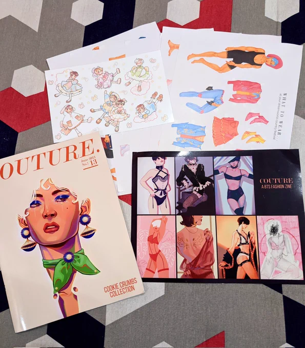 My @couturezine arrived heheheh
I didn't anticipate how Big it'd be :0 