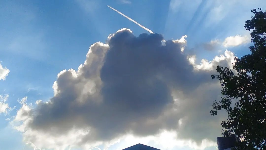 XiaomiHyperOS_'s tweet photo. Always look for the silver lining. 

📸Credit to: naturephotography1715 (IG)
Shot on #RedmiNote7s
#MIUI #Xiaomi #MIUILife https://t.co/nuCDbdwUWL