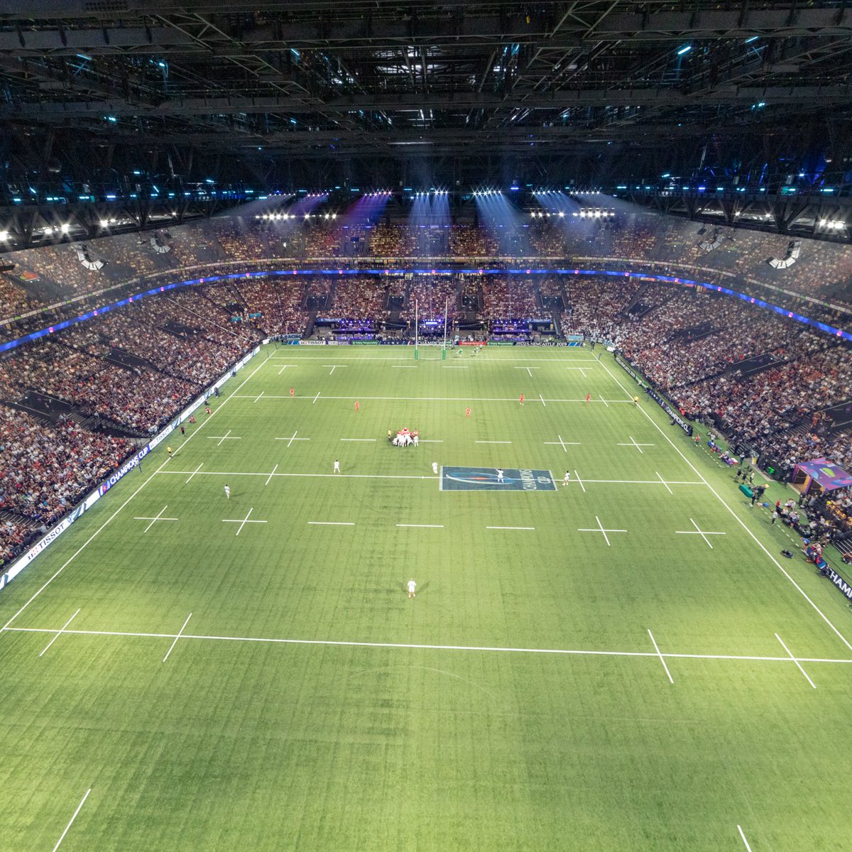 plenitudearena's tweet photo. #JeudiPhoto
👀 Et dire que le terrain de rugby du @racing92 se cache en-dessous des 400 exposants du #SalonsCE 🥰
⬇ Oui, oui. La preuve en images ⬇
📍 Les équipes de @ParisLaDefArena vous attendent au stand D50 pour la dernière journée du @SalonsCE : https://t.co/mJDo5A5J70 https://t.co/aq1lDigzT1
